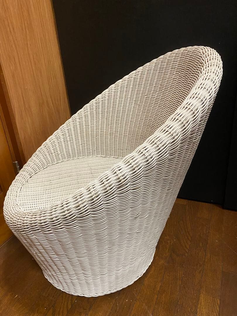 希少♦️ホワイト ラタン♦️高級 エッグチェア♦️リゾート ガーデンチェア♦️送料込