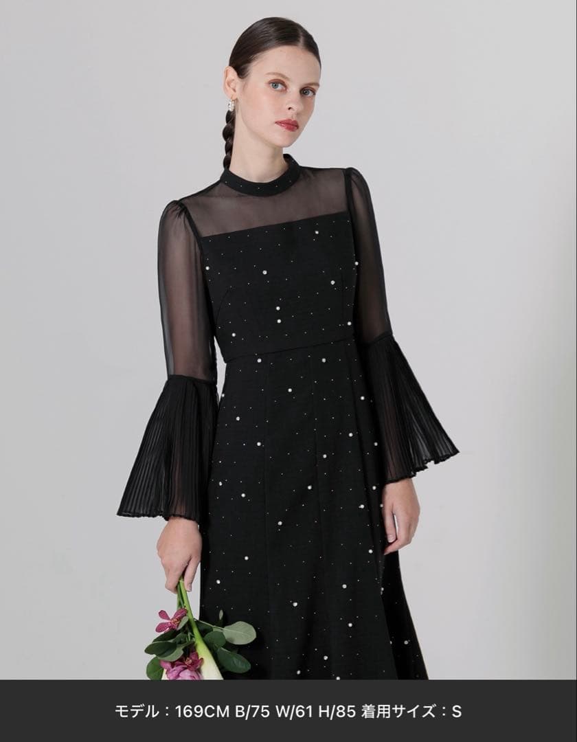 【LEJA】パールビジュー付き透け感プリーツフレアスリーブビーズマーメイド
