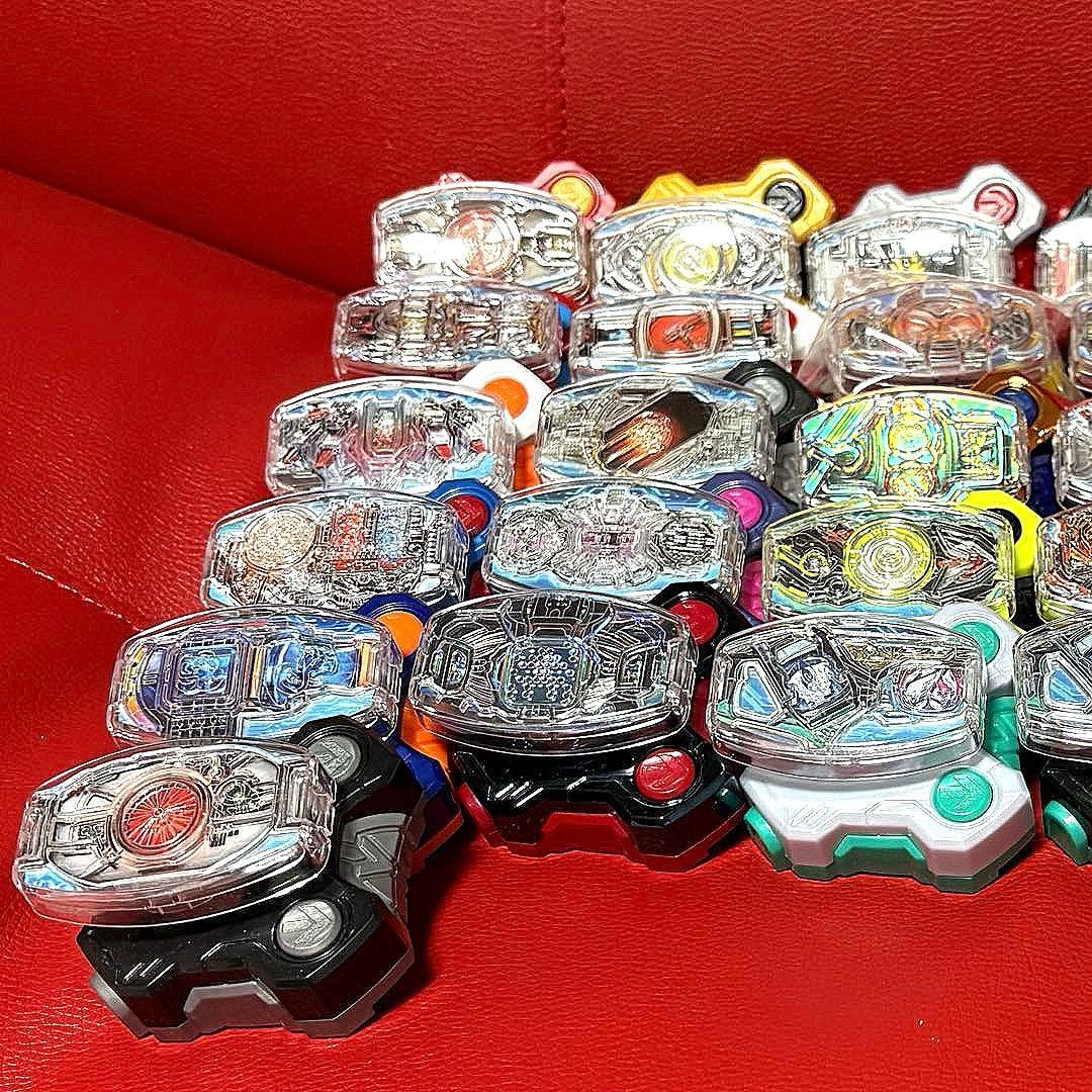 L*z様 【限定品あり】レジェンドレイズバックル 31個 平成 令和＋a