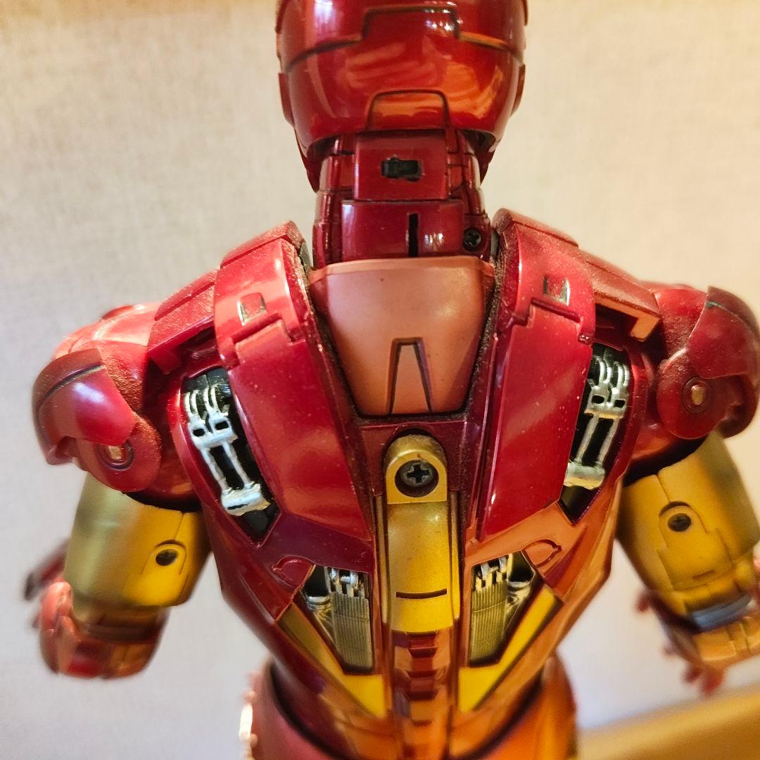 【送料無料】HOTTOYS ホットトイズ アイアンマン2 マーク6 フィギュア