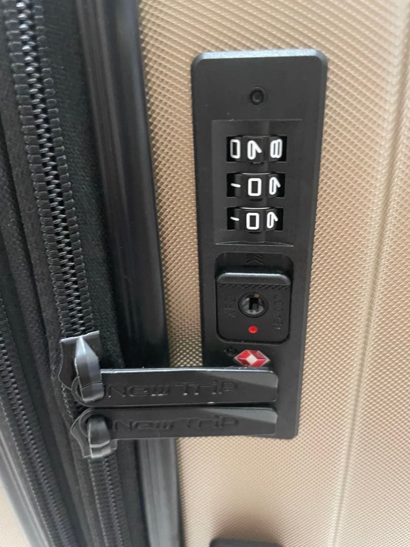 NewTrip ゴールド 大型キャリーケース