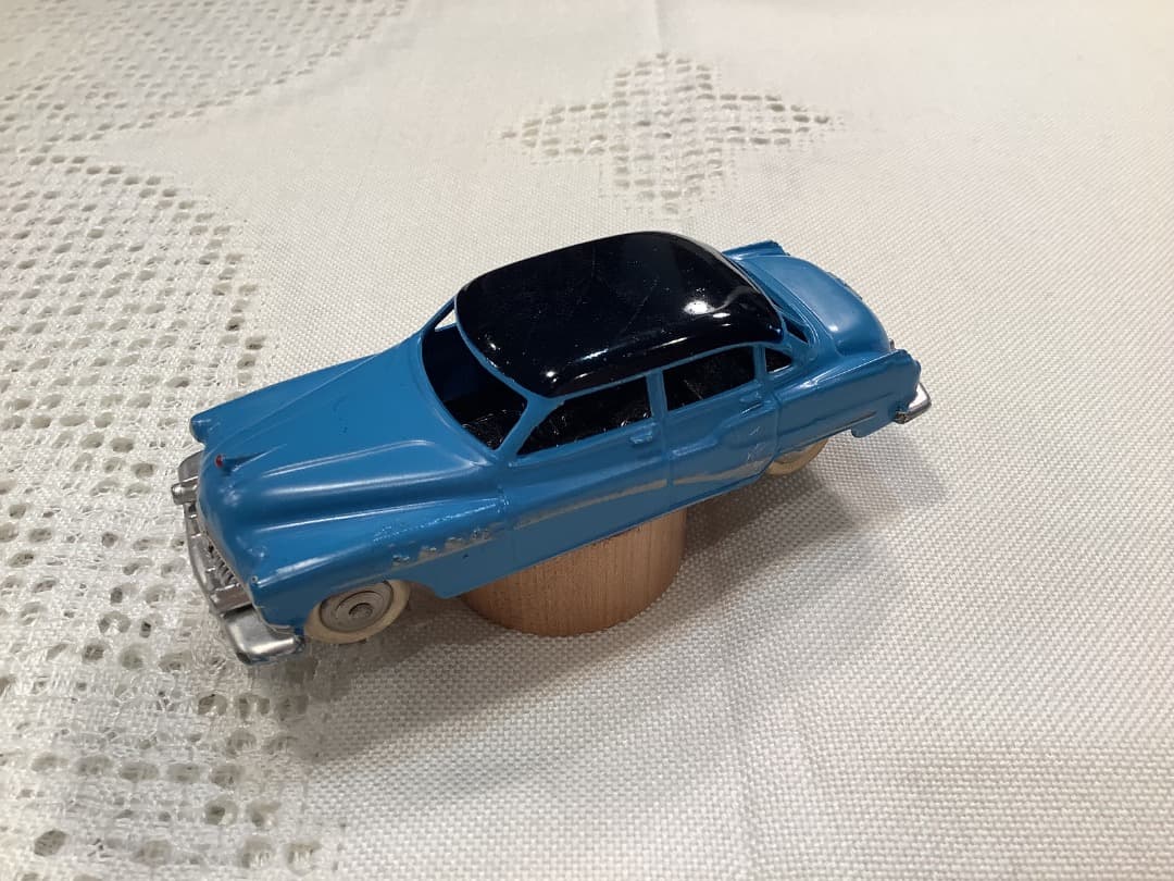 お値下げ！　仏製DINKY TOYS BUICK ROADMASTER ミニカー