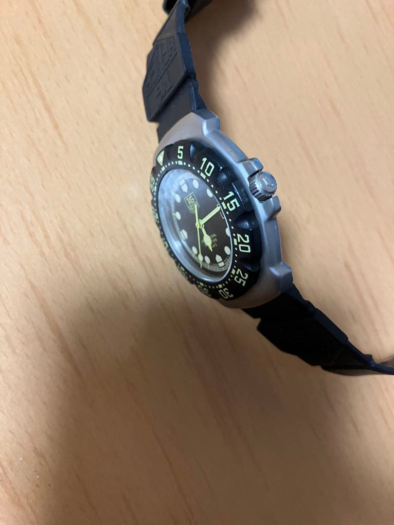 メ*ン様 タグホイヤーフォーミュラ1 ボーイズ