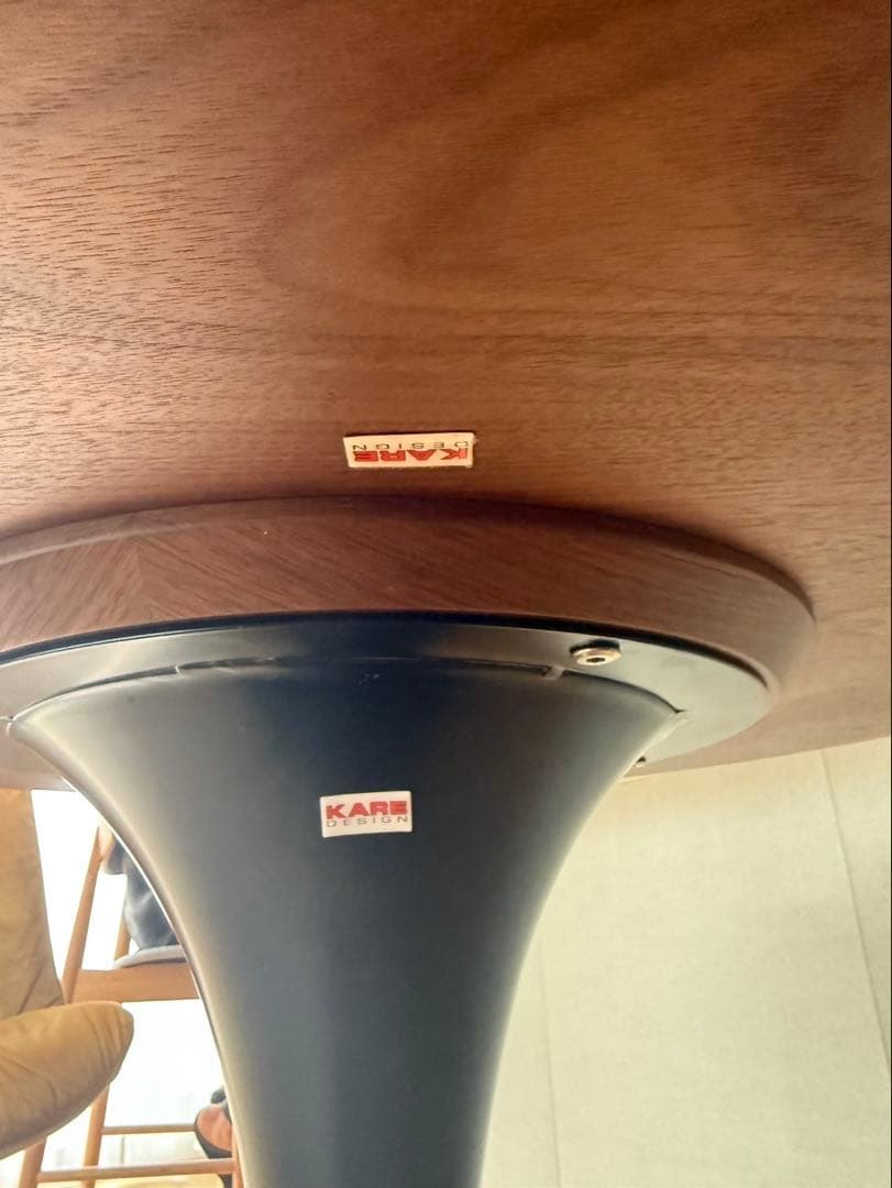 テーブル KARE ラウンドテーブル 丸テーブル ダイニングテーブル