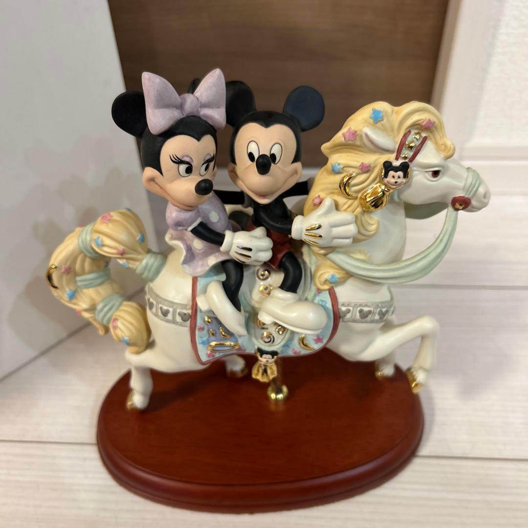 LENOX　Mickey's Carousel Romance