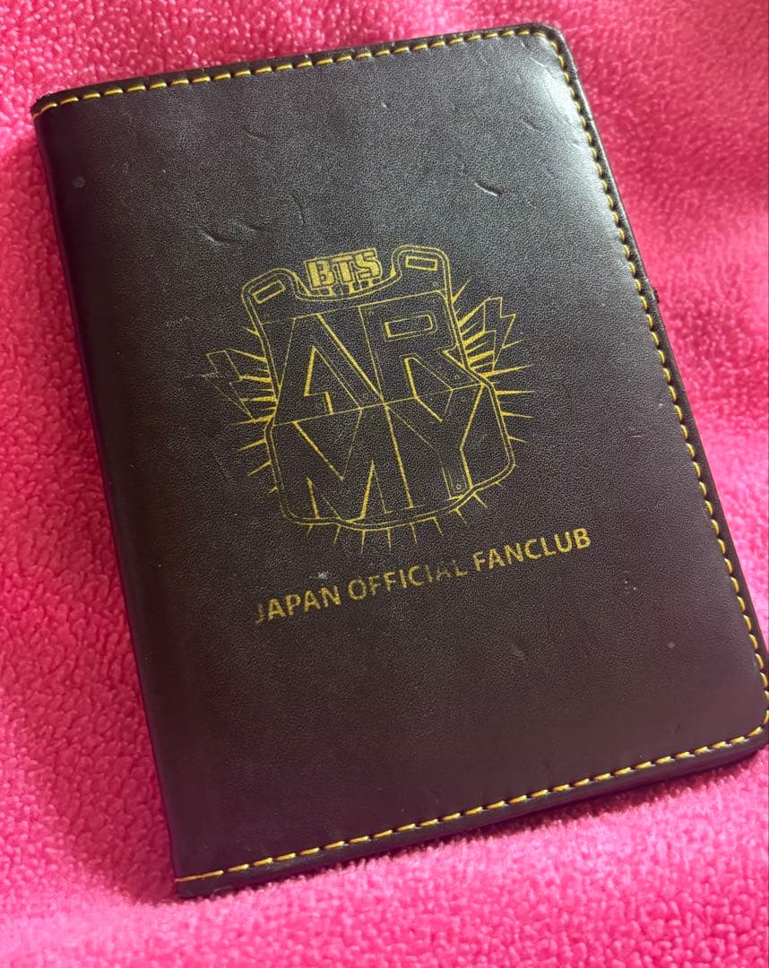 SUGA FC継続特典パスポートケース 値下げ不可