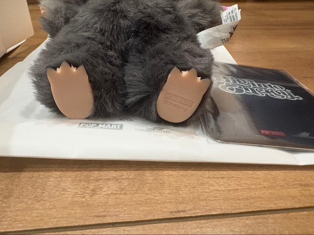 【新品・未使用】正規品ラブブシークレット約15cm カード付き