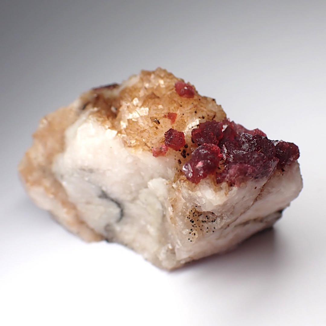 【モロッコ/ブー/アジール産】ロゼライト