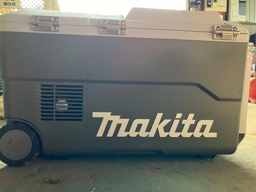 Makita ポータブル冷温庫