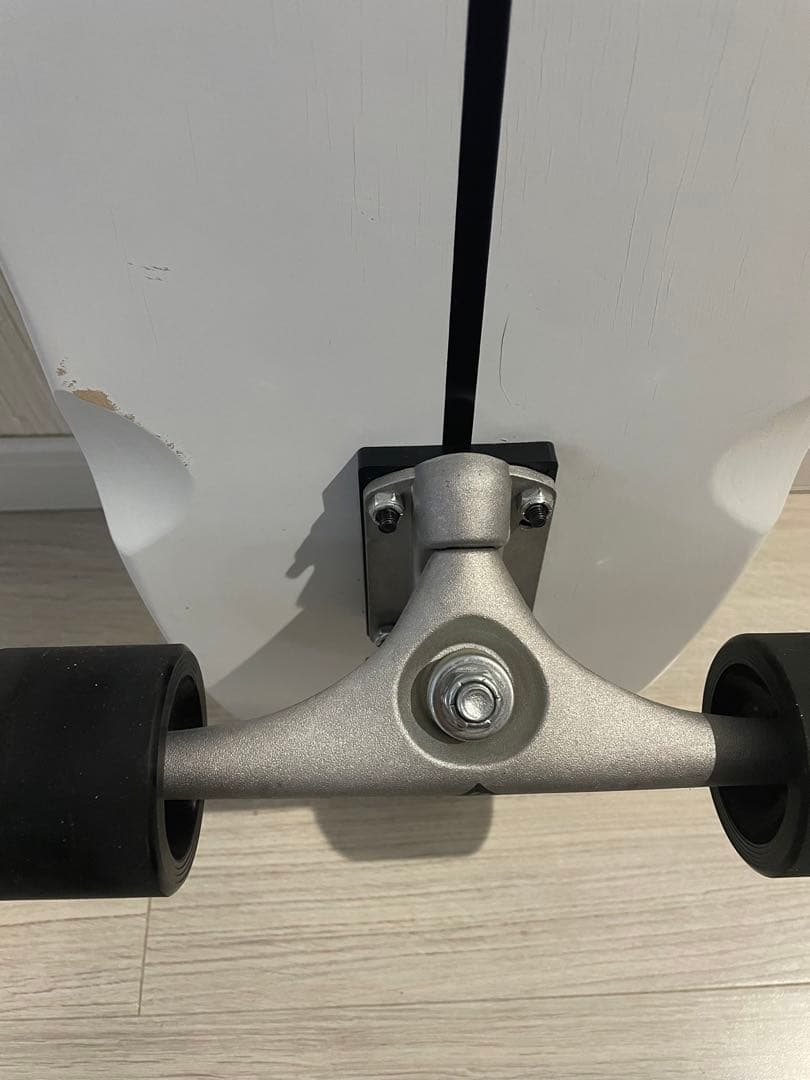 シャークアタック　サーフスケート