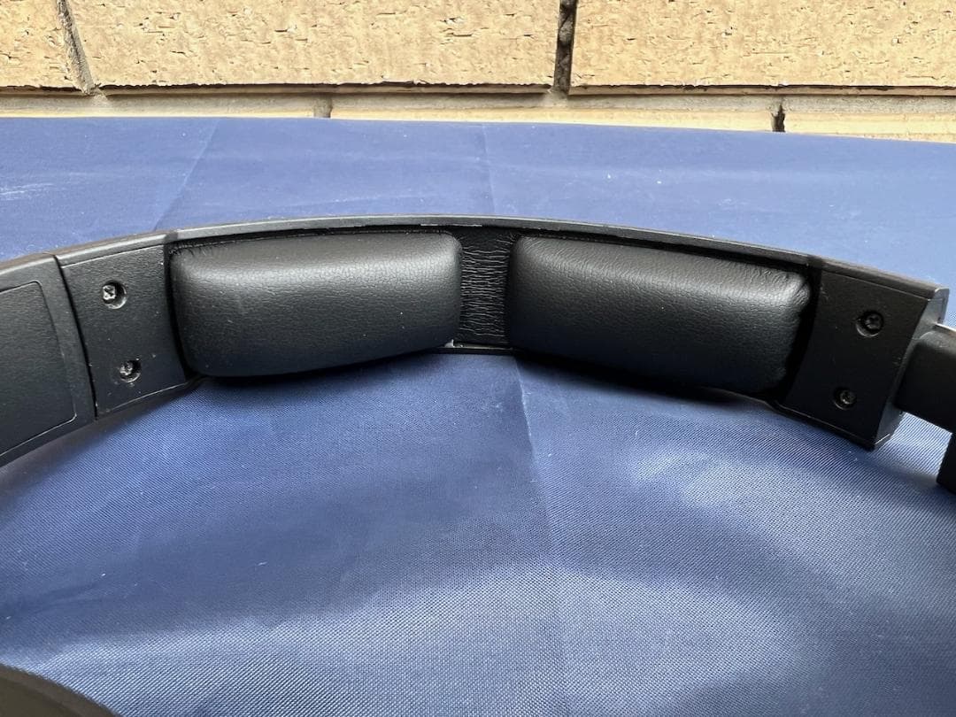 【完動品】KRK ( ケーアールケー ) / KNS-8400 密閉型ヘッドホン