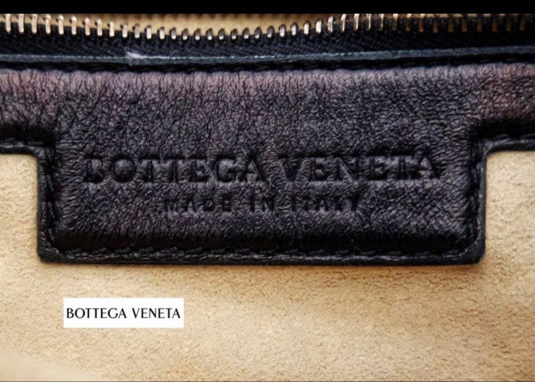 BOTTEGA VENETA ショルダーバッグ スタッズ 黒 カーフスキンレザー