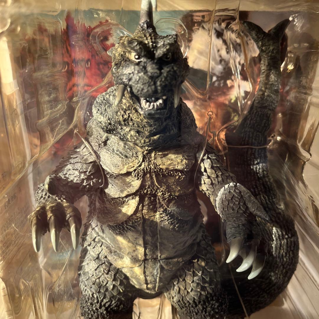 ゴメスフィギュア　ウルトラＱ