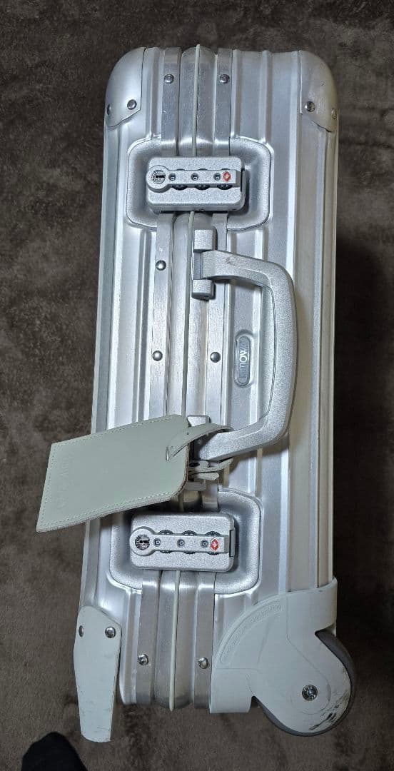 【りょうさん限定】RIMOWA リモワ キャリーケース 機内持ち込みサイズ