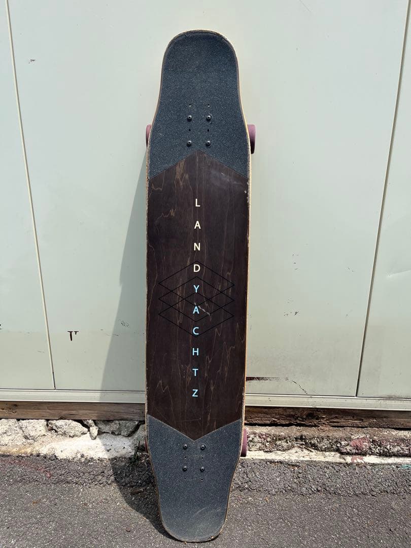 Landyachtz スケートボード　ダンシング