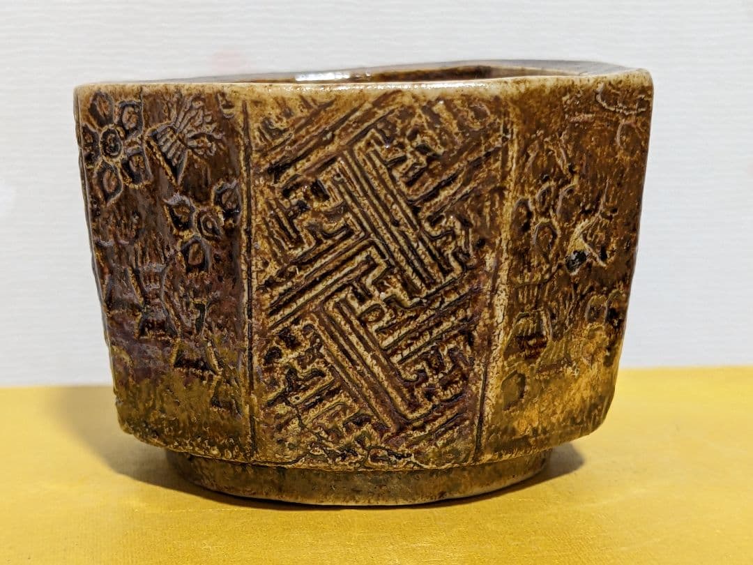 ♦江戸時代 瀬戸焼系 飴釉 八角形 面取り 幾何学文様 豆香炉 香道具 骨董品