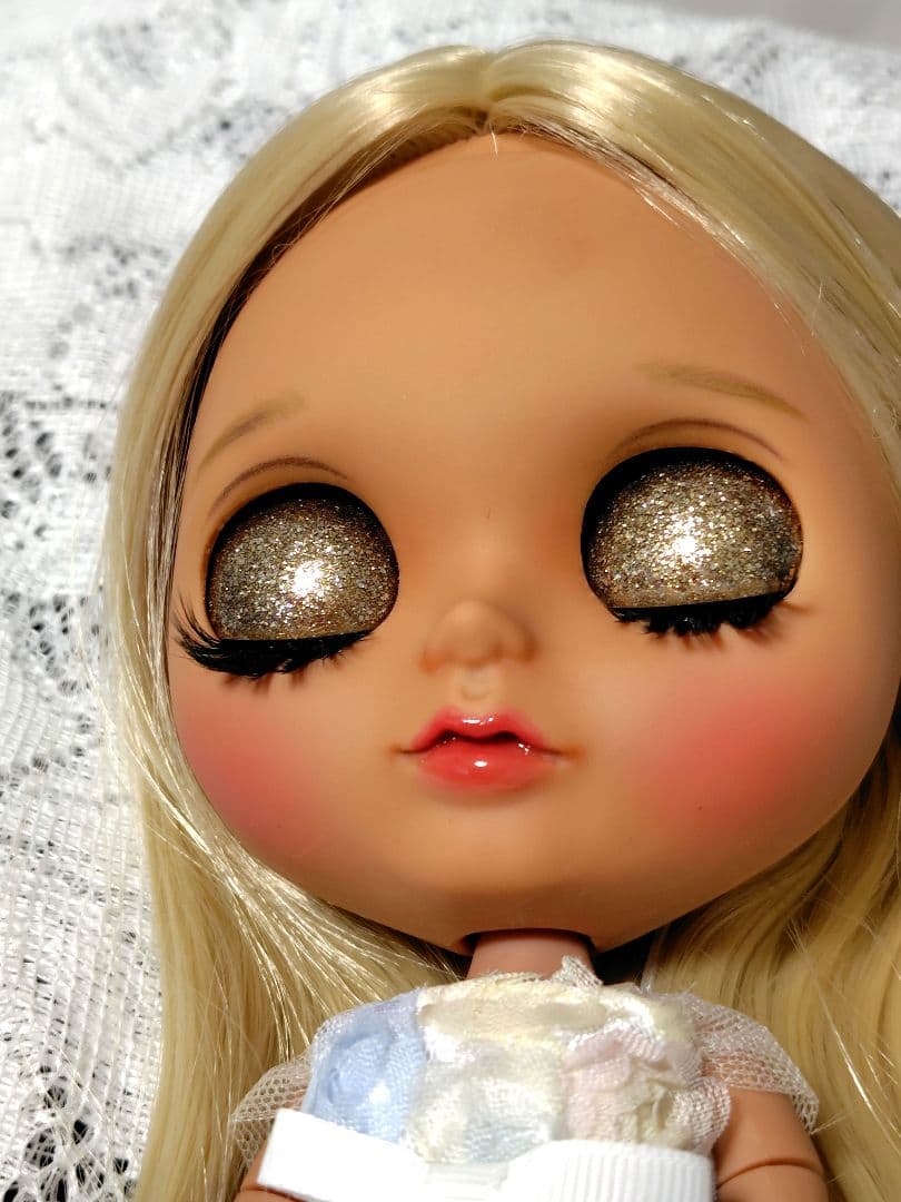 カスタムアイシードール