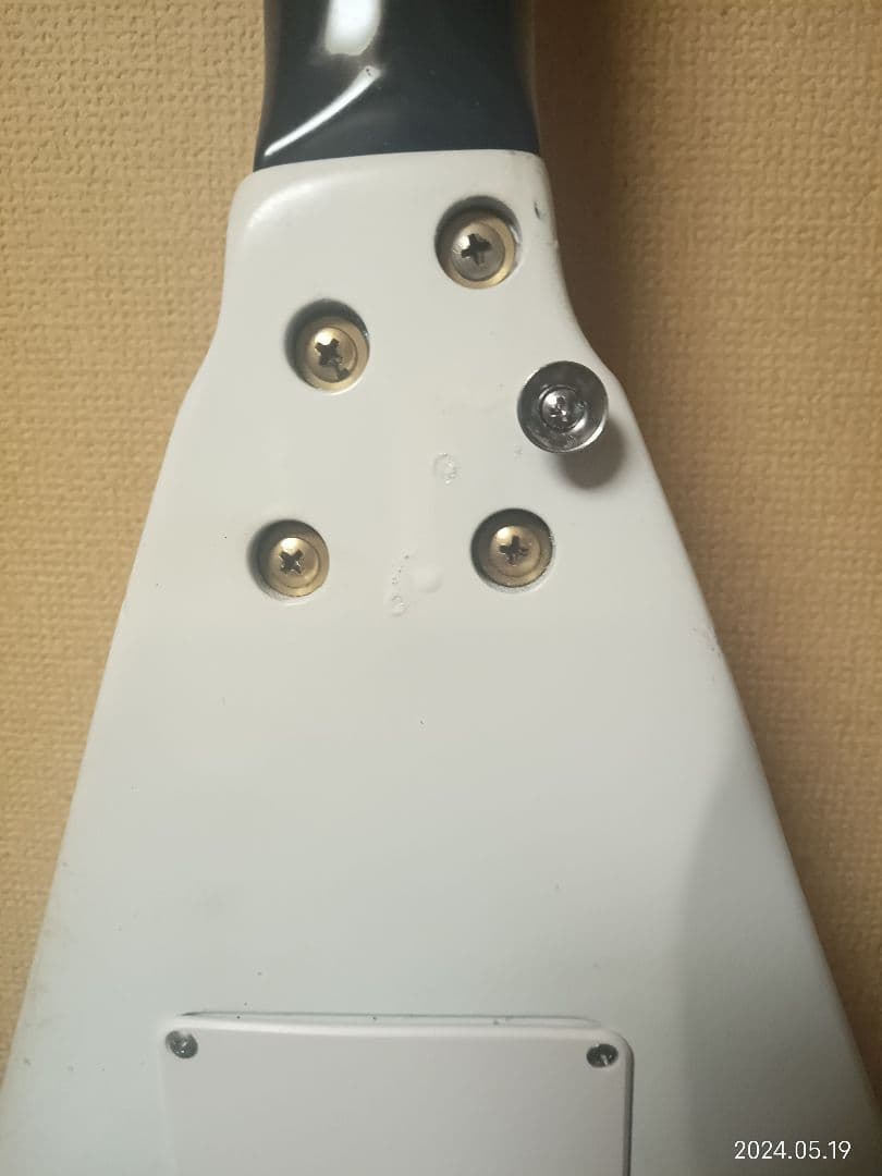 ☆MG8☆新品弦交換済 glassrootsフライングV ホワイト☆