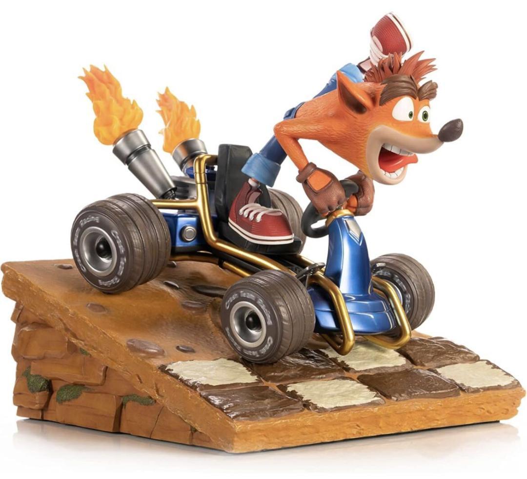 クラッシュ・バンディクー スタチュー カート ver オレンジ 大 650193