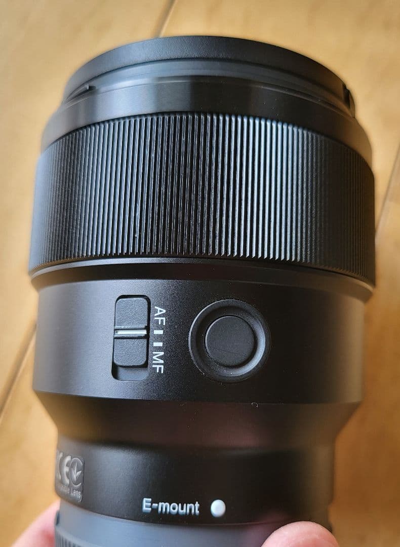 SONY FE 85mm F1.8 単焦点レンズ 　SEL85F18