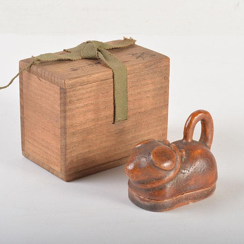 茶道具　大樋焼　九代　大樋長左衛門作　干支　戌　香合　共箱　C　6828