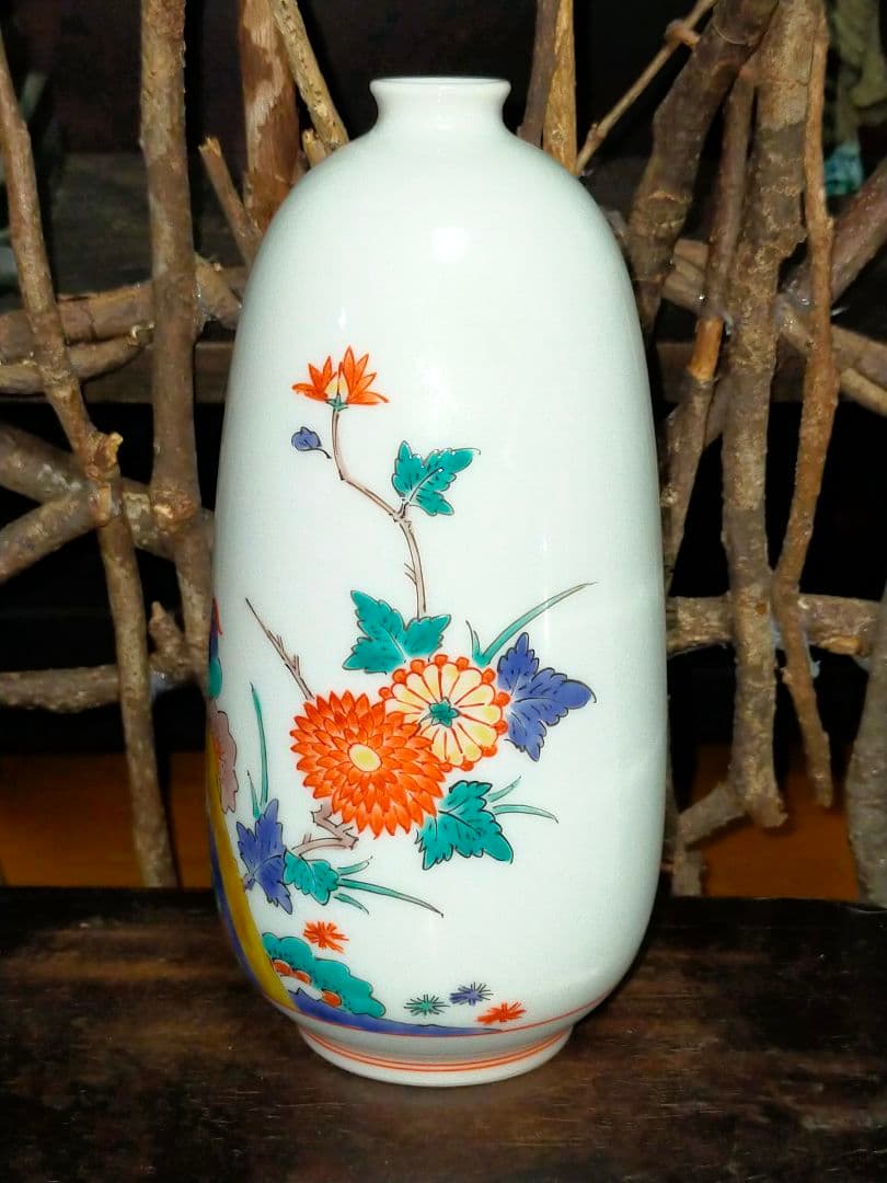 ♥値下げ！未使用　人間国宝　十四代　酒井田柿右衛門　一輪挿し　共箱付き　花瓶