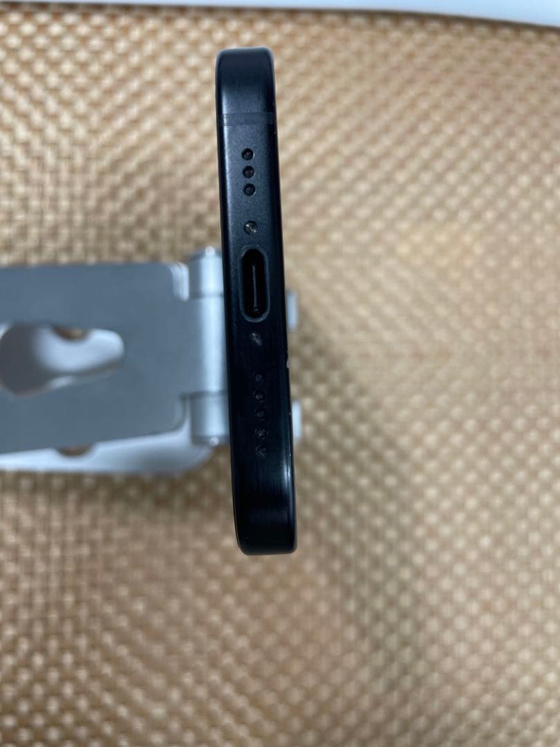 iPhone 15 128 GB ブラックSIMフリー【0122】