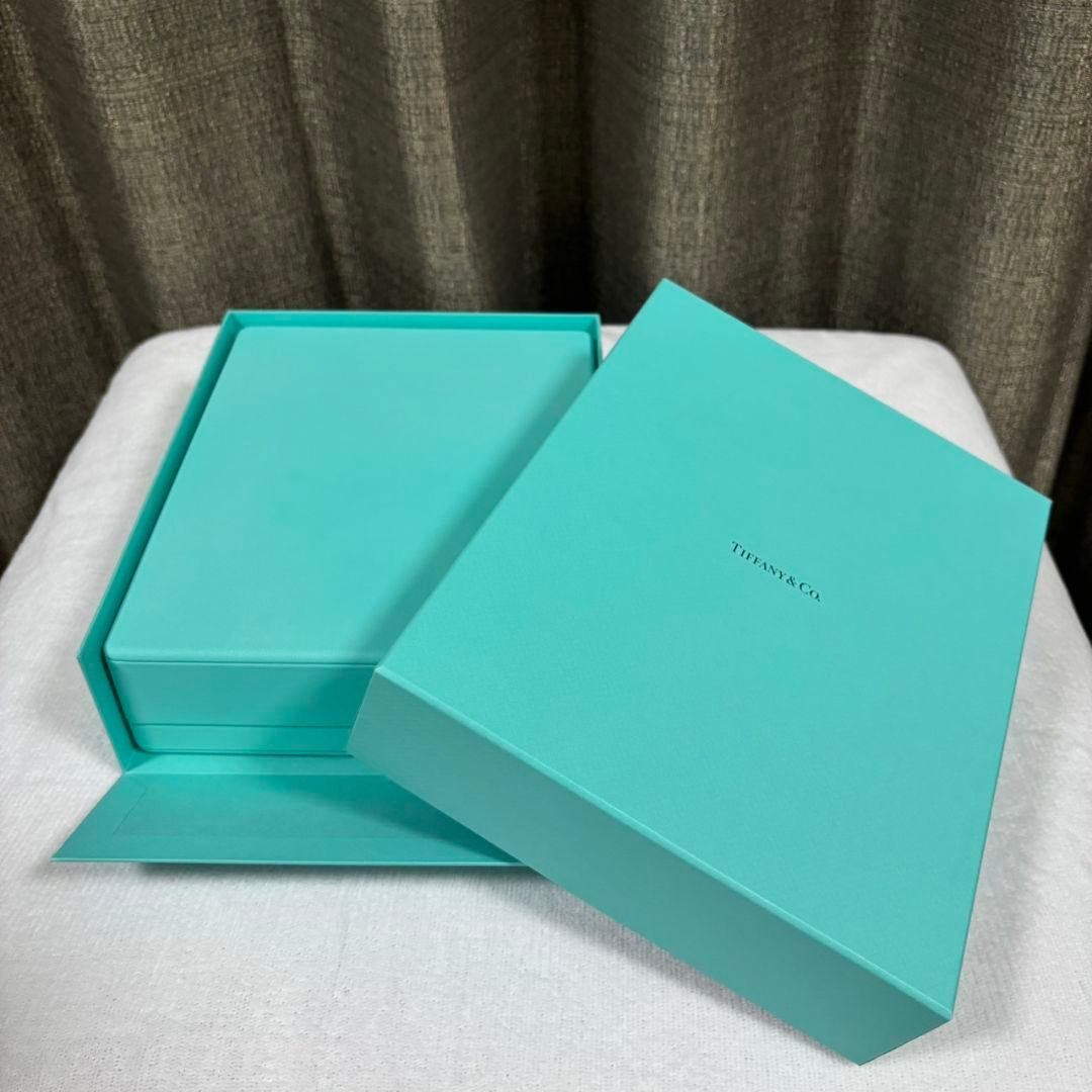 Tiffany & Co. ギフトボックス 大きめ
