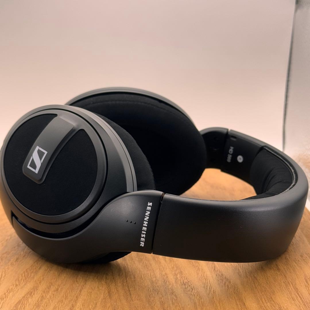 【高音質】SENNHEISER HD569 有線ヘッドホン（中古・送料込み）