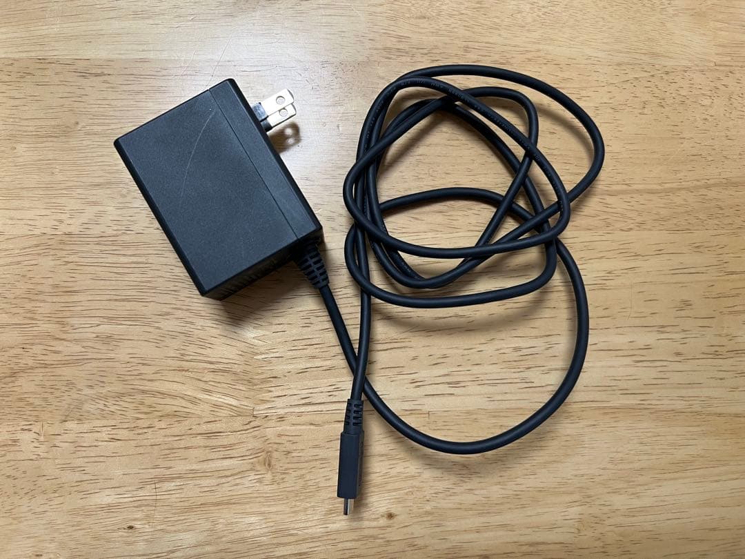 NintendoSwitch 本体 ハンドル付き