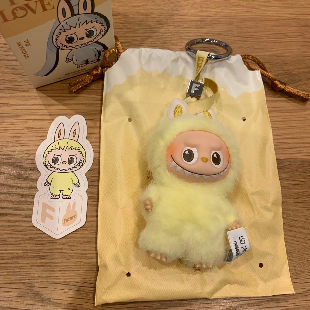 PIN FOR LOVE イニシャルラブブ R F C J Q L I