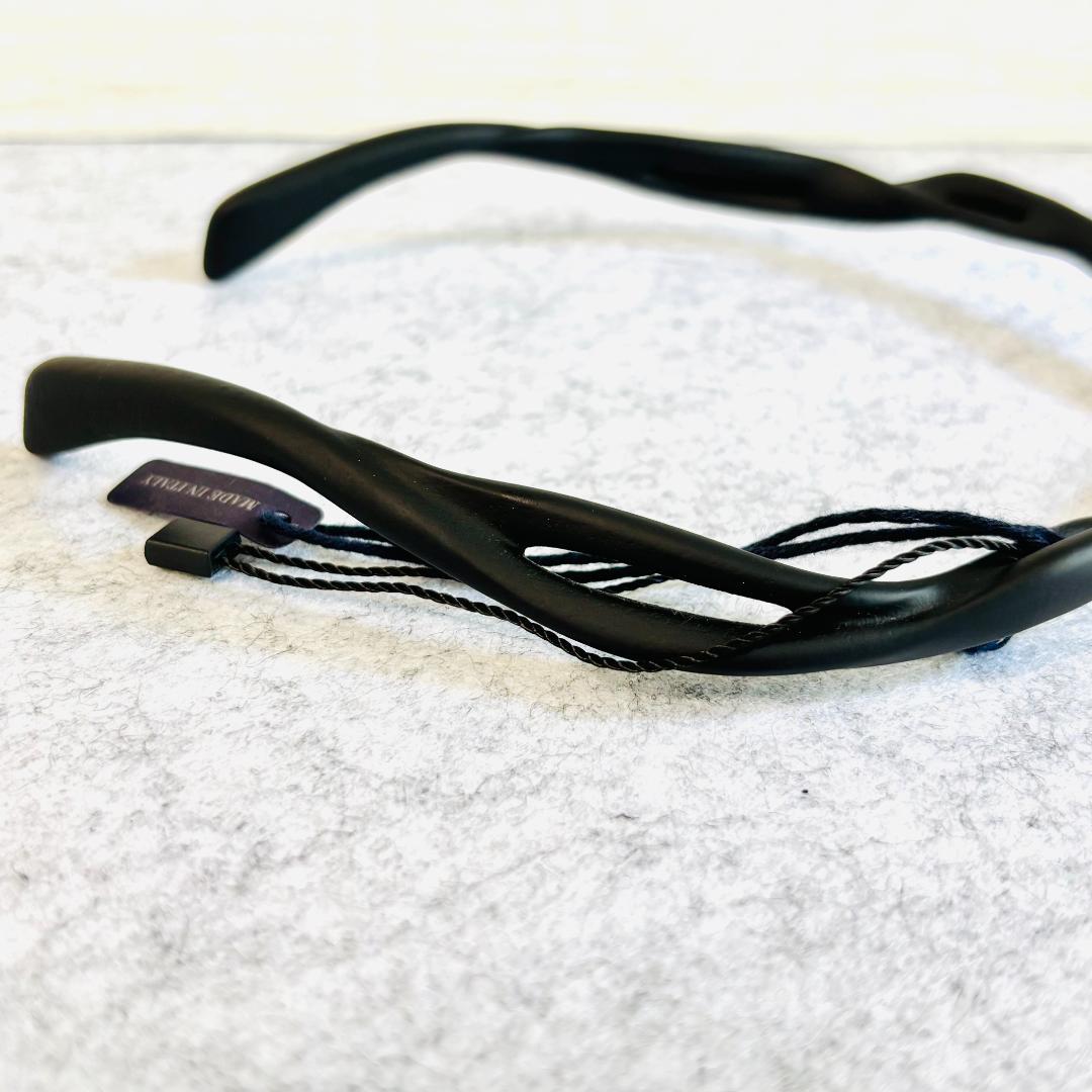 プラダ カチューシャ ヘアバンド　ブラック　ユニセックス　PRADA