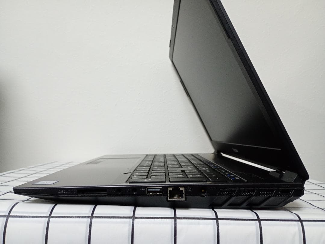 ◎動作確認済　intel 第8世代 Core i3／Windows11