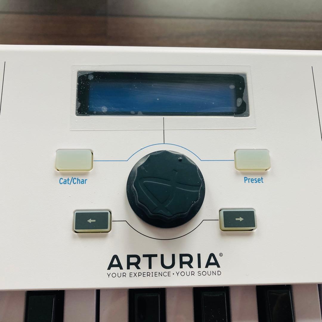 【美品】Arturia MIDIキーボードKeyLab Essential 61