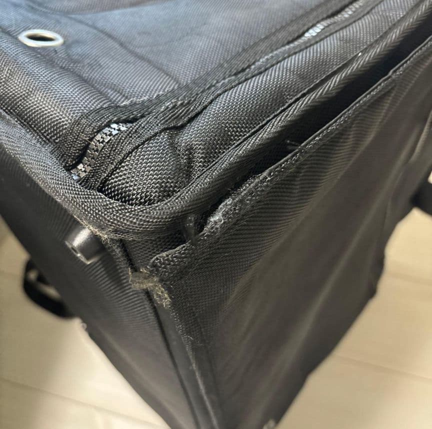 BRIXTON −WIDE−（L）ブリクストンキャリーバックパック