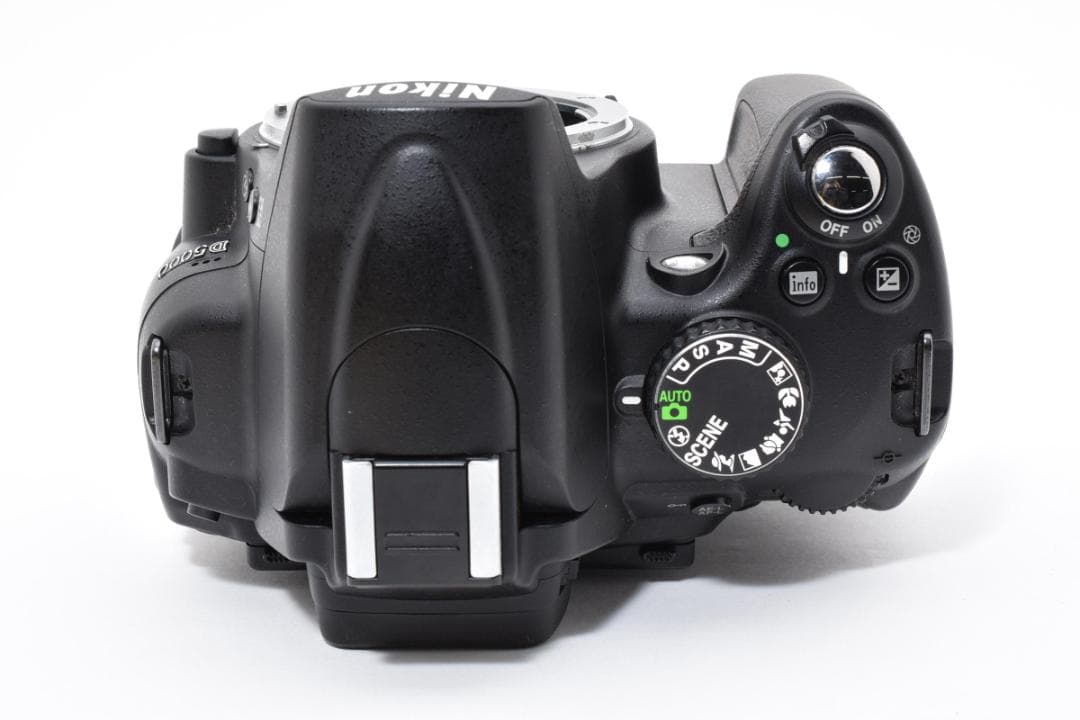 ★撮影枚数4,612枚・一部不良品★ ニコン D5000 ボディ #21154