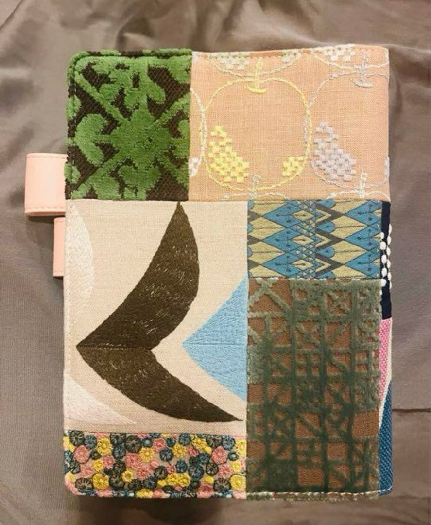 希少✨未使用ミナ ペルホネンほぼ日手帳カズンpiece,（cousin mix）