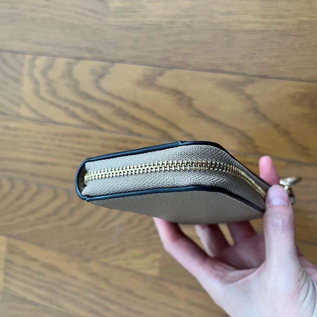 COACH ベージュ ケース、フラグメントケース