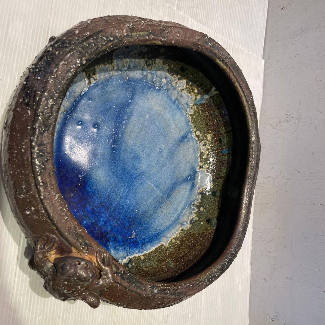 カエル付き信楽焼花器　骨董品　時代物　希少品　ヴィンテージ品　一品物　早い者勝ち