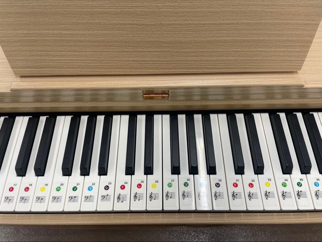 電子ピアノ88鍵盤　ハンマーアクション鍵盤　３本ペダル　オーク