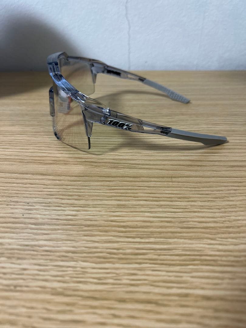 100%ワンハンドレッド SPEEDCRAFT スポーツサングラス 調光レンズ