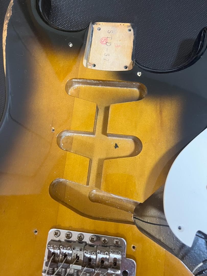 1987年 Fender Japan ST57 Eシリアル（フジゲン製）