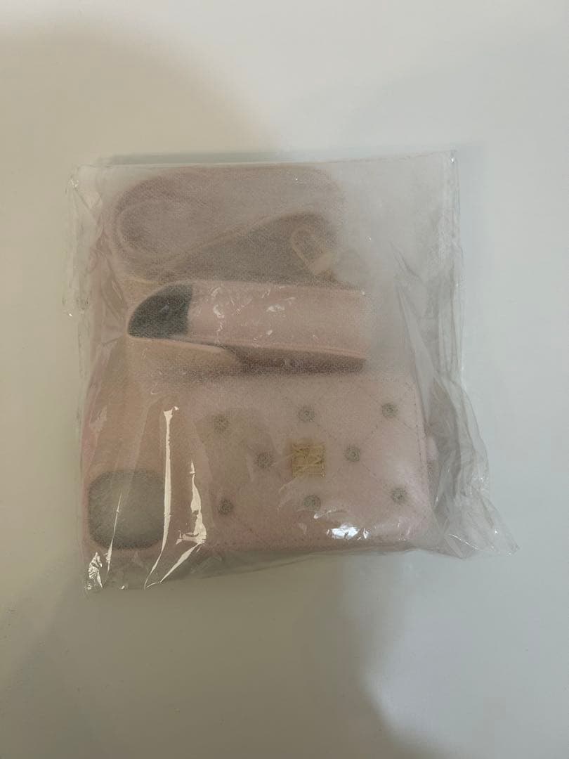 ロゼミューズ iPhone 14 キルティングケース ピンク