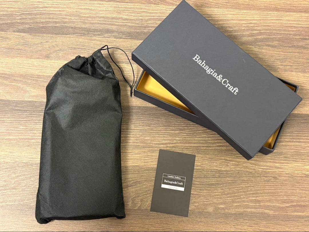 バハギア Bahagia&Craft ラウンドジップペンケース ブラック