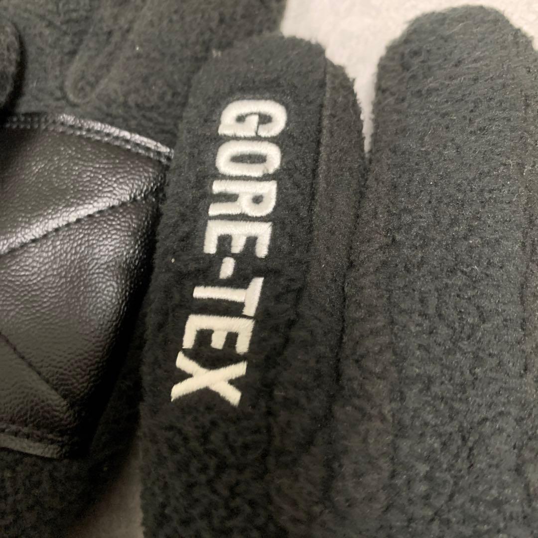 美品　Supreme THE NORTH FACE RTG GoreTex手袋