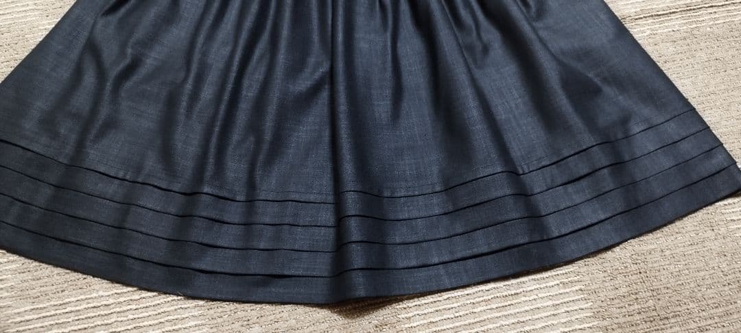 フォクシーニューヨークスカート リネンベル黒40新品同様