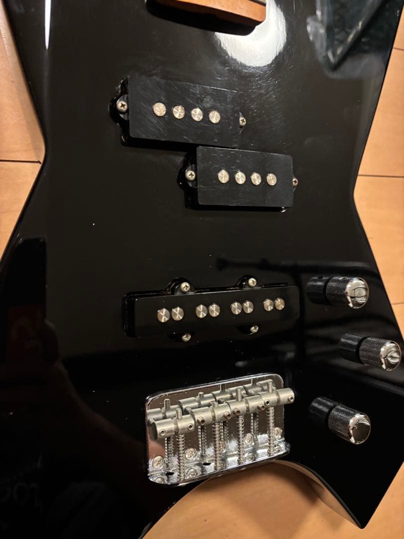 Killer DAGGER-BASS Standard（国産ESP製）