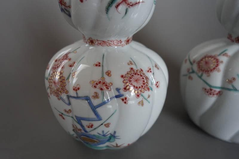 色絵花鳥文　瓔珞文　鳳凰文　神具　榊　花器　花瓶　酒器　徳利　２本　2425