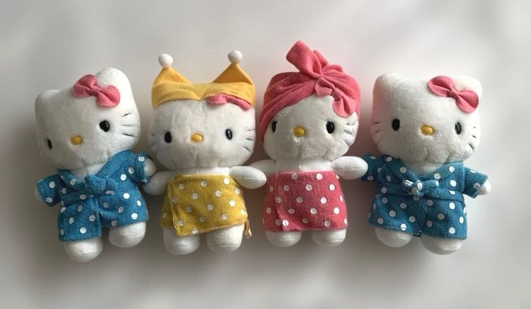 レトロ　ハローキティ　バスローブ　ぬいぐるみ　4体希少