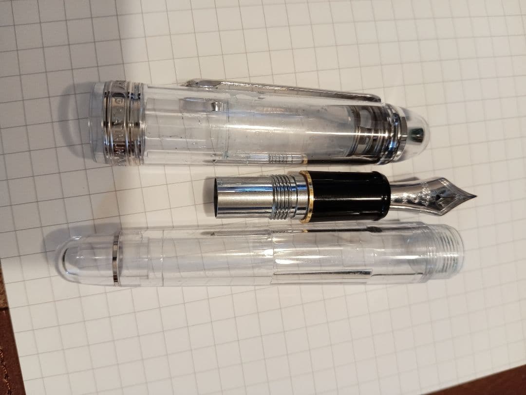 プラチナ万年筆　3776 センチュリー忍野　F（首軸が黒）